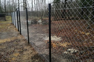 Забор из сетки рабицы в натяг с протяжкой арматуры 40 метров фото под ключ с установкой